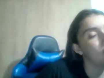 Karol_f  live sex cam