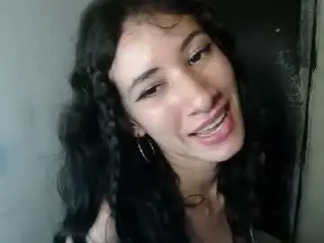 Kitten_punches01  live sex cam