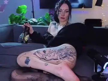 Lilpresident  live sex cam
