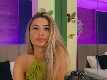 Loradevine  live sex cam