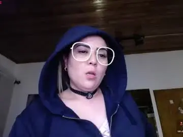 Martiniella  live sex cam