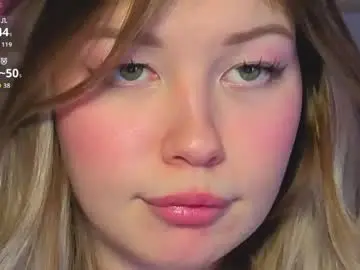 Pawsclawss  live sex cam