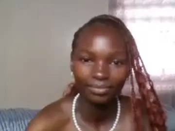 Petitefortune  live sex cam