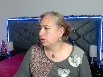 Sccarlet_rose22  live sex cam