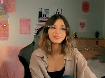 Surfcheff  live sex cam