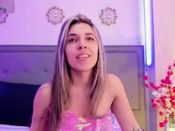 Evaloviaa_  live sex cam
