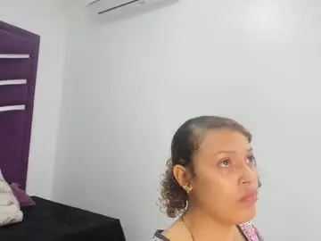 Goldyht  live sex cam