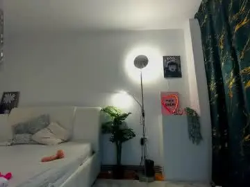 Innocent_angell  live sex cam