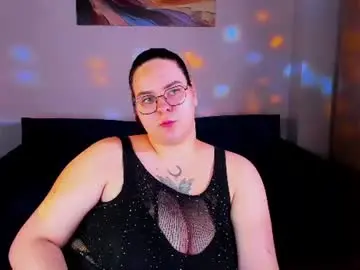 Kity_mooree  live sex cam