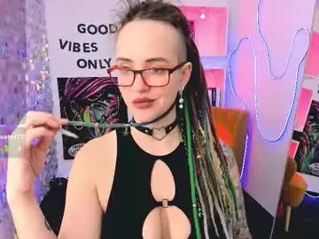 Lisafoxy_y  live sex cam