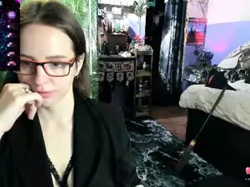 Lisafoxy_y  live sex cam