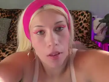 Pepperage  live sex cam
