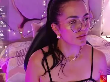 Rosalind_tay  live sex cam