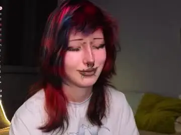 Veolatownson  live sex cam