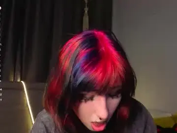 Veolatownson  live sex cam