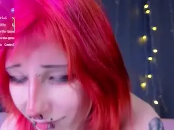 Veolatownson  live sex cam