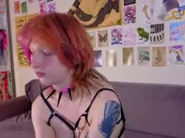 Veolatownson  live sex cam