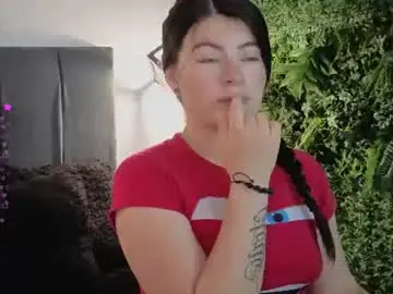 Zaafiroo1  live sex cam