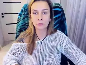 Alexiayellow  live sex cam