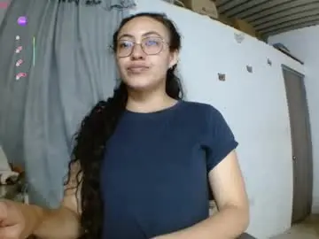 Amitlu_  live sex cam