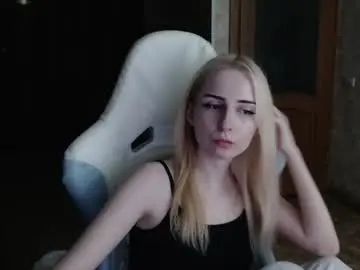 Cutti_crystal  live sex cam