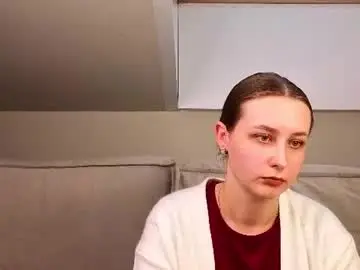 Ellis_brownn  live sex cam