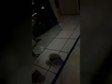 Embalmabish  live sex cam