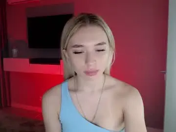 Emily__hartt  live sex cam