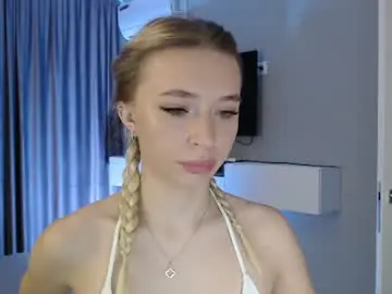 Emily__hartt  live sex cam