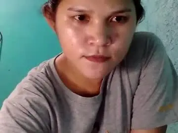 Hotmom_1997  live sex cam