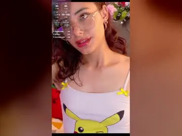 Im_lyan__  live sex cam