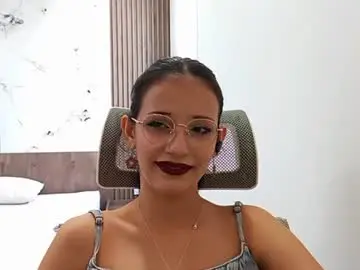 Keeleysolages  live sex cam