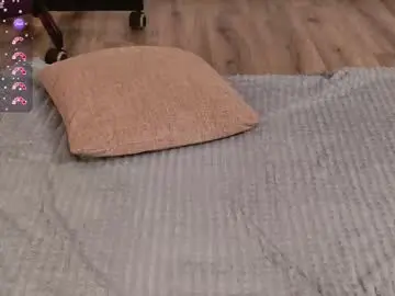 Little_millf  live sex cam