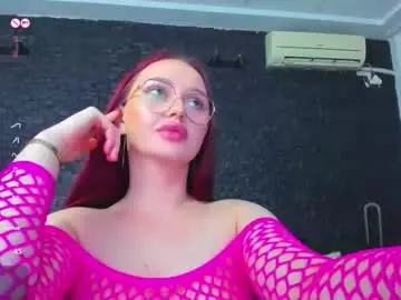 Lunna_squirt  live sex cam