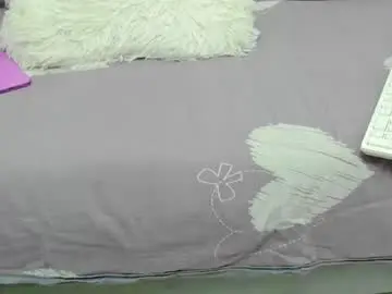 Miakittyy  live sex cam
