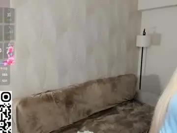 Mikaelataron  live sex cam