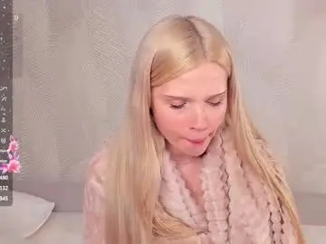 Mikaelataron  live sex cam