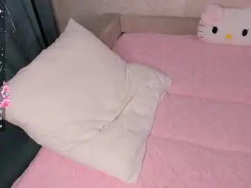 Mikaelataron  live sex cam