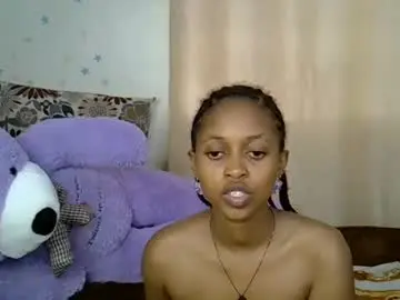 Petitecaramell  live sex cam