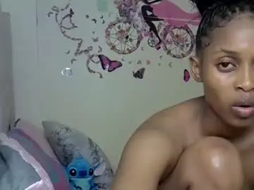 Petitecaramell  live sex cam