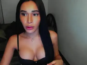 Prettylittlewifeyy  live sex cam