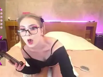 Shysweetrish  live sex cam