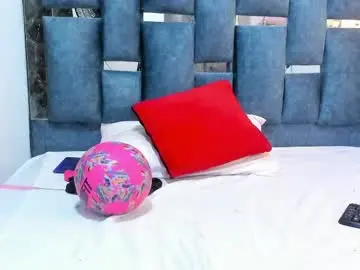 Yara10_  live sex cam
