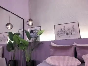 Ambracohelo  live sex cam