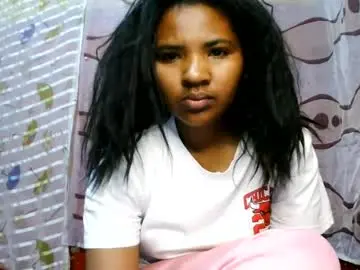 Amiexcream  live sex cam