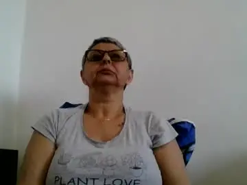 Atikaarea  live sex cam