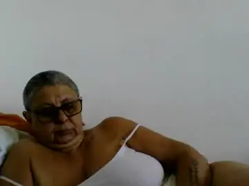 Atikaarea  live sex cam