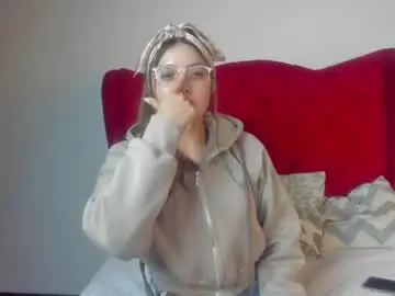 Charlotteglow  live sex cam