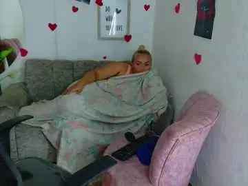 Danalaleska  live sex cam