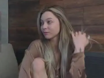 Emilielong  live sex cam